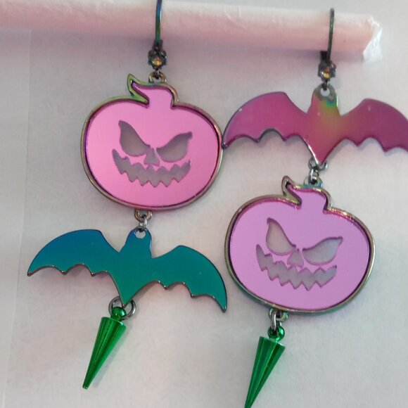 betsey johnson earrings - Picture 1 of 2